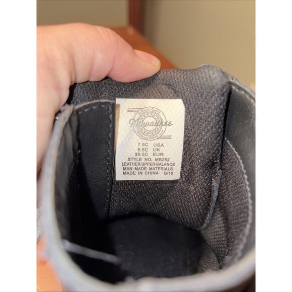 Women’s Size 7.5 C Milwaukee Motorcycle Boots #MB252 main image 4